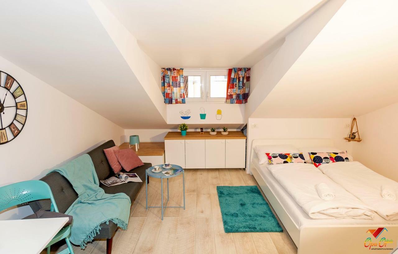 Apartments Opa Opa 리예카 외부 사진